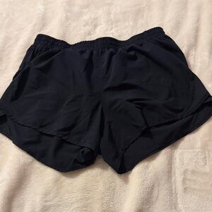 Women’s Under Armour L Fly By Shorts